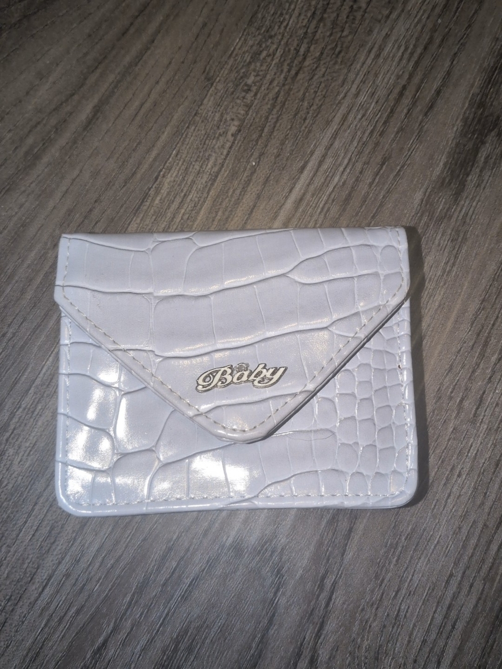 Croc-Embossed UO Wallet